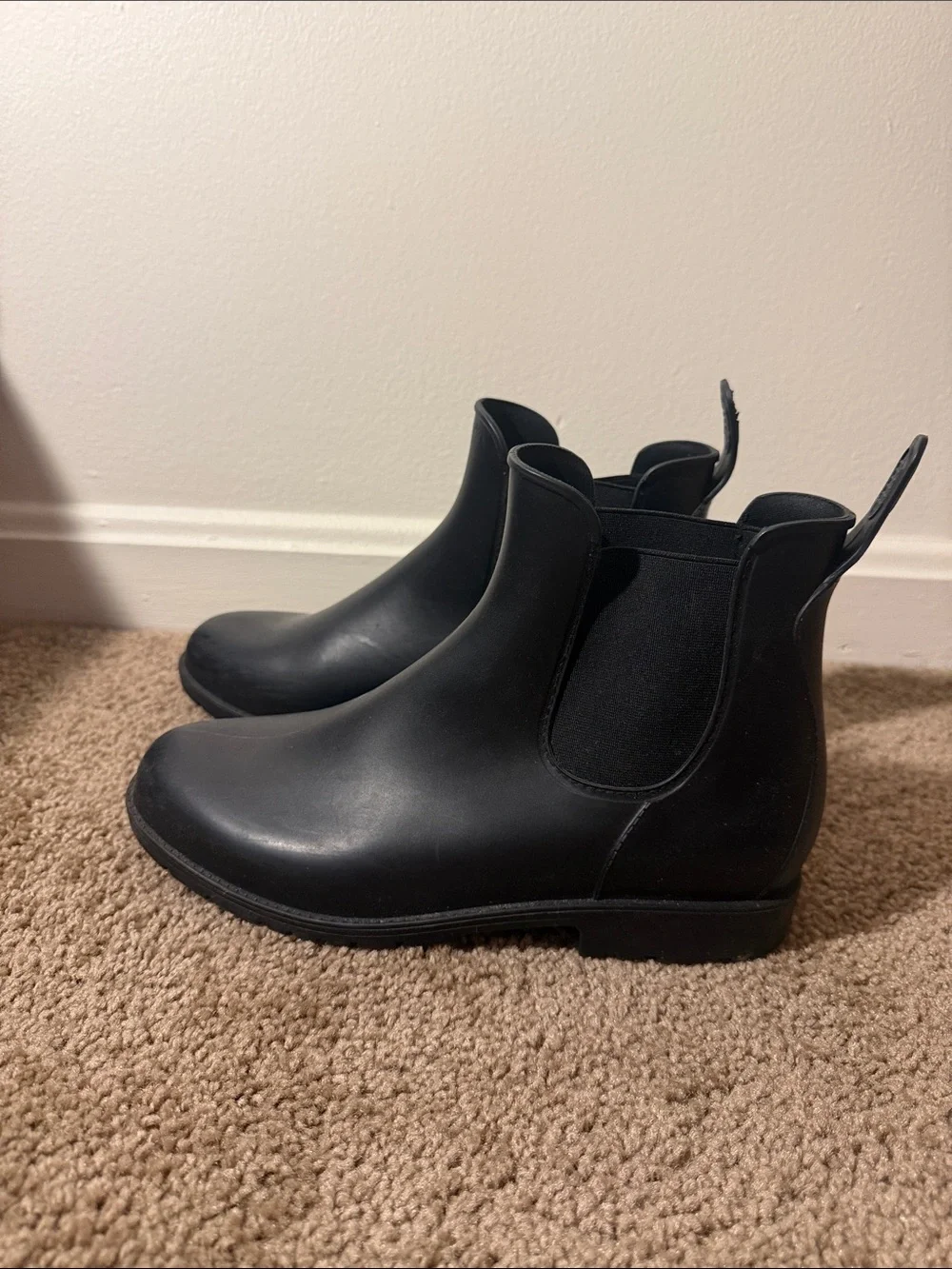Women’s Black Chelsea Rain Boots